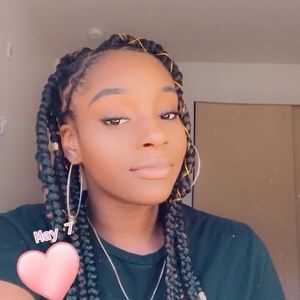 Meet your Posher, Omri